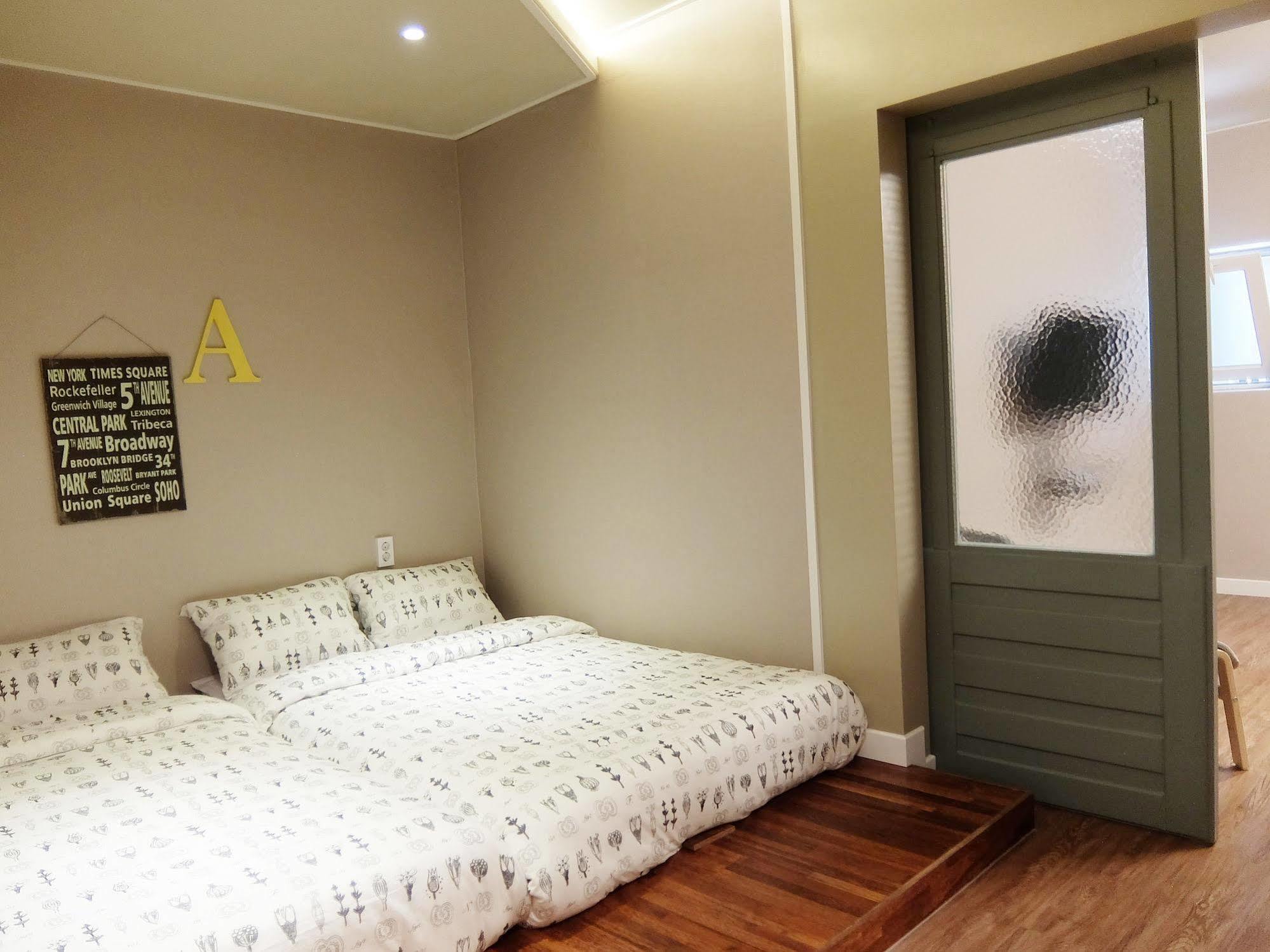 Hostel Vanilla 2 Dongdaemun Сеул Екстер'єр фото